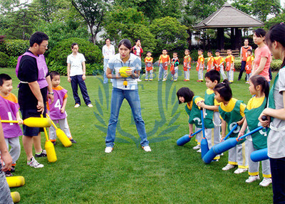 打造专业拓展培训师团队 从认证到实践的全面指南